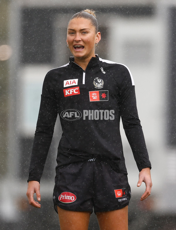 AFLW 2025 Round 03 - Collingwood v Narrm - A-62136383