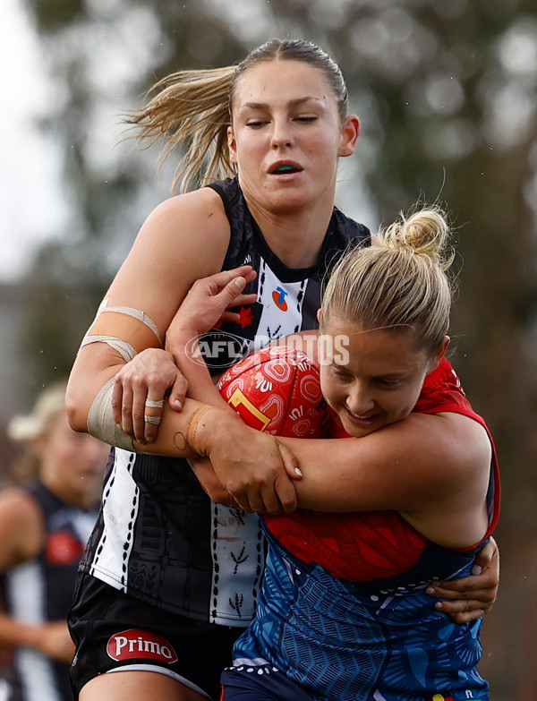 AFLW 2025 Round 03 - Collingwood v Narrm - A-62139271
