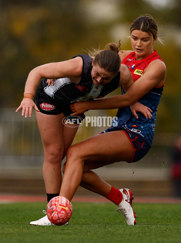 AFLW 2025 Round 03 - Collingwood v Narrm - A-62139276