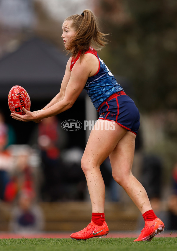 AFLW 2025 Round 03 - Collingwood v Narrm - A-62139286