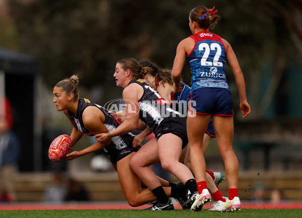 AFLW 2025 Round 03 - Collingwood v Narrm - A-62139304