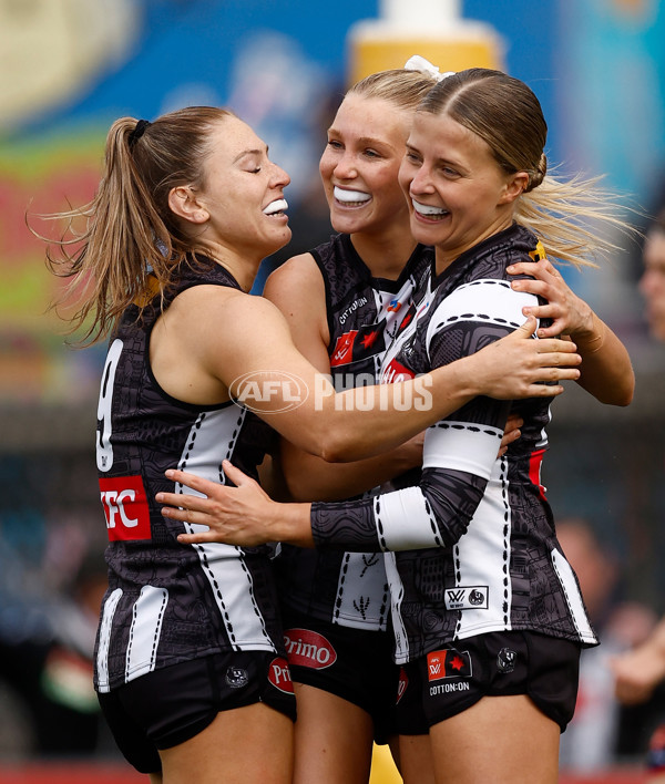 AFLW 2025 Round 03 - Collingwood v Narrm - A-62139949