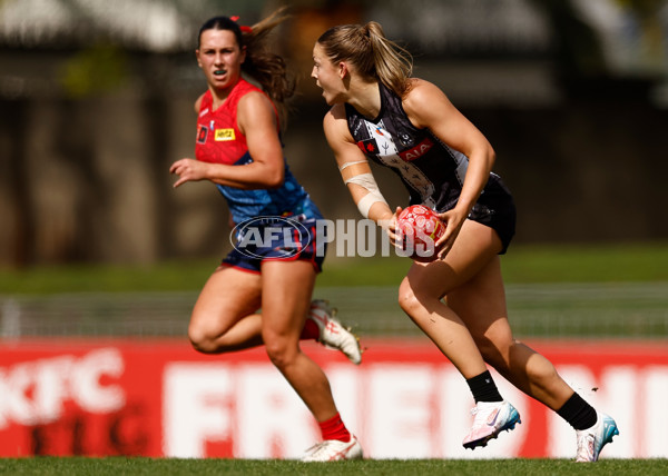AFLW 2025 Round 03 - Collingwood v Narrm - A-62140041