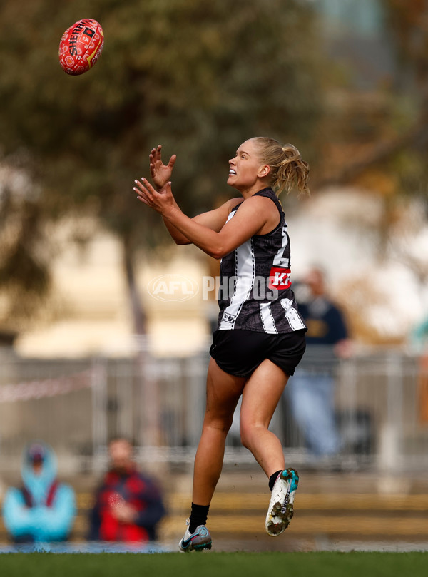 AFLW 2025 Round 03 - Collingwood v Narrm - A-62141968