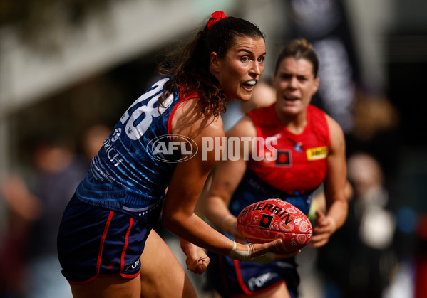 AFLW 2025 Round 03 - Collingwood v Narrm - A-62142018