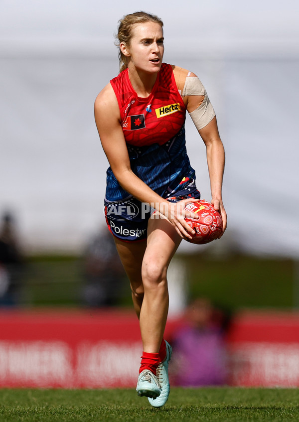 AFLW 2025 Round 03 - Collingwood v Narrm - A-62142171