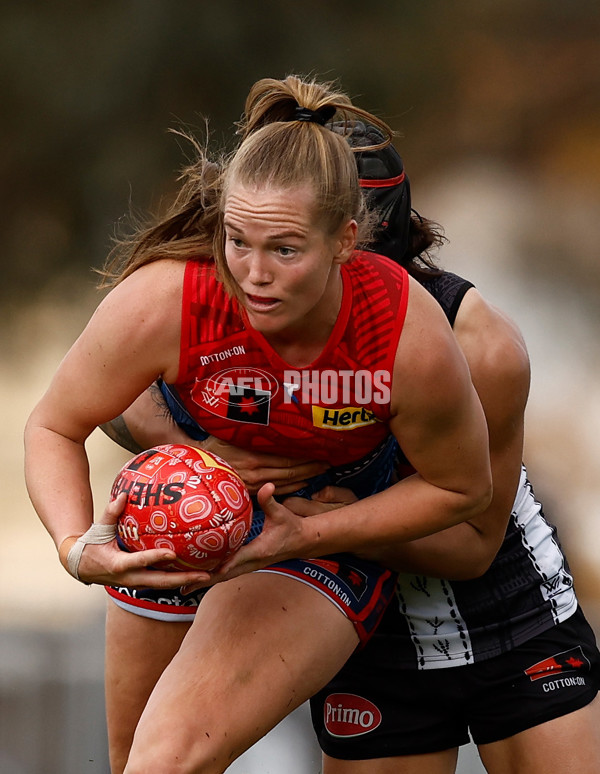 AFLW 2025 Round 03 - Collingwood v Narrm - A-62142178