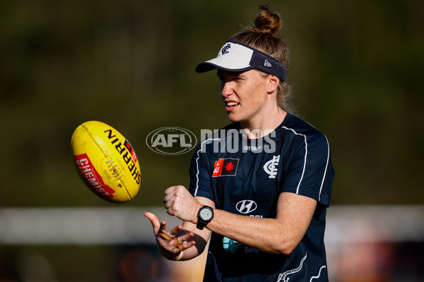 AFLW 2025 Round 03 - Brisbane v Carlton - A-62146667