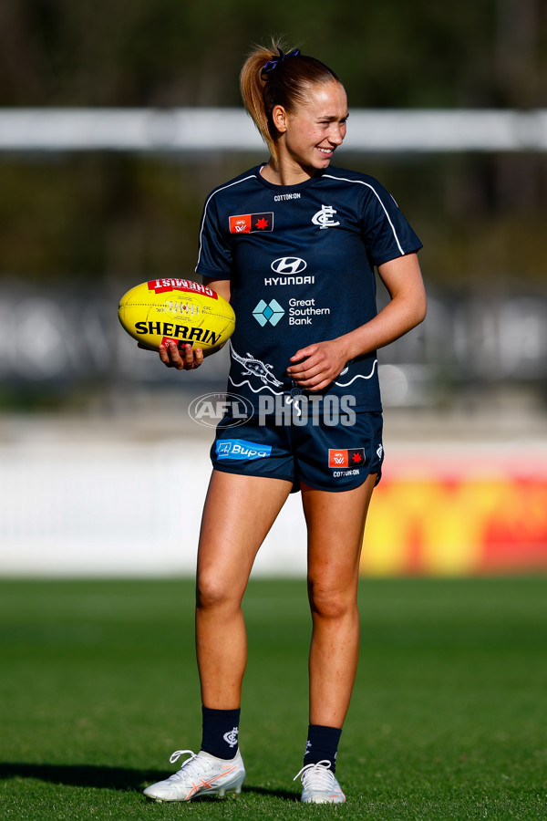 AFLW 2025 Round 03 - Brisbane v Carlton - A-62147254