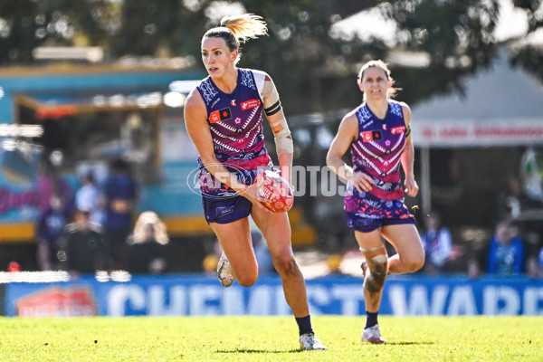AFLW 2025 Round 03 - Walyalup v North Melbourne - A-62151710