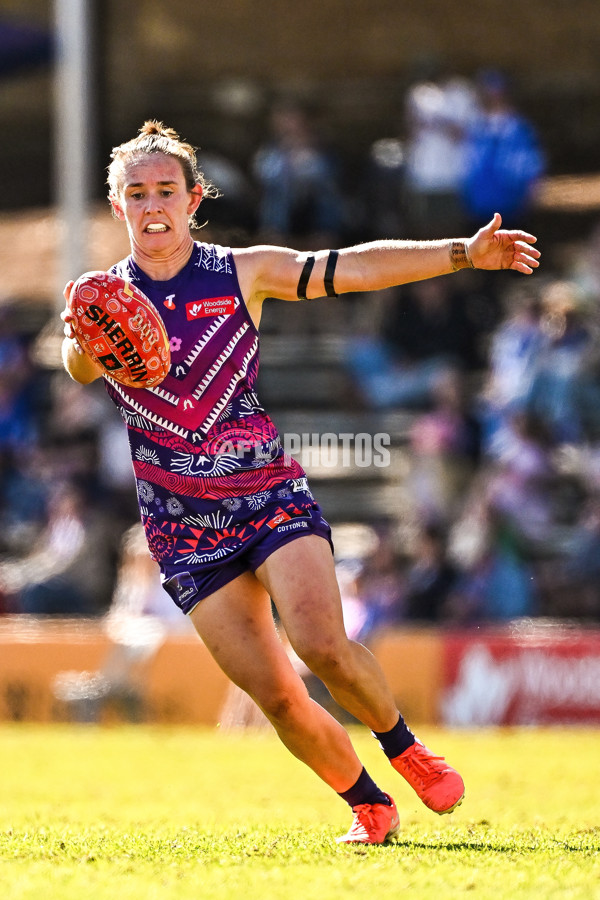 AFLW 2025 Round 03 - Walyalup v North Melbourne - A-62151722