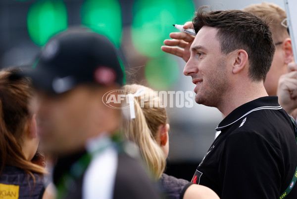 AFLW 2025 Round 03 - Collingwood v Narrm - A-62152374