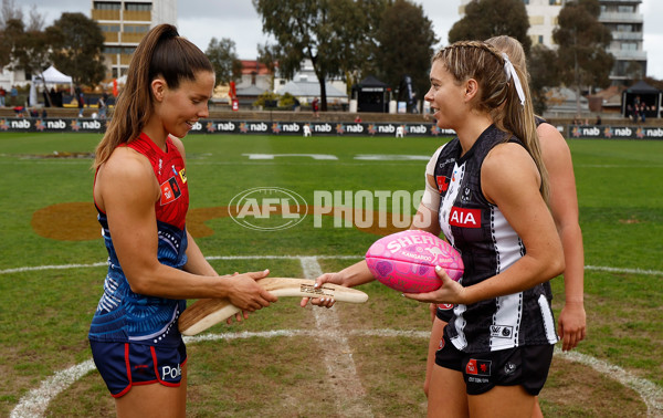 AFLW 2025 Round 03 - Collingwood v Narrm - A-62152453