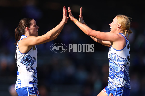 AFLW 2025 Round 03 - Walyalup v North Melbourne - A-62154192
