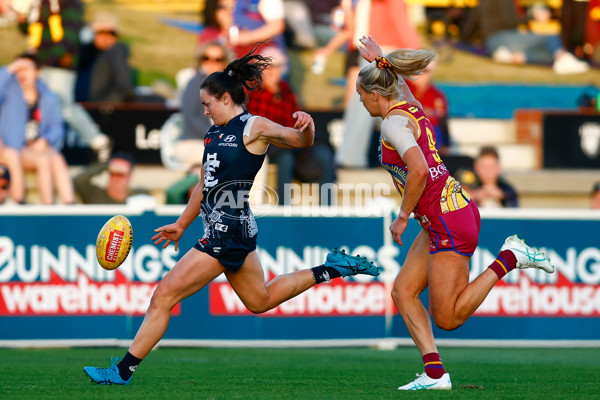 AFLW 2025 Round 03 - Brisbane v Carlton - A-62154247