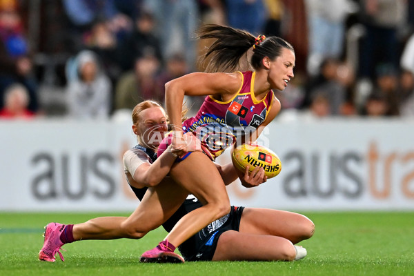 AFLW 2025 Round 03 - Brisbane v Carlton - A-62154271