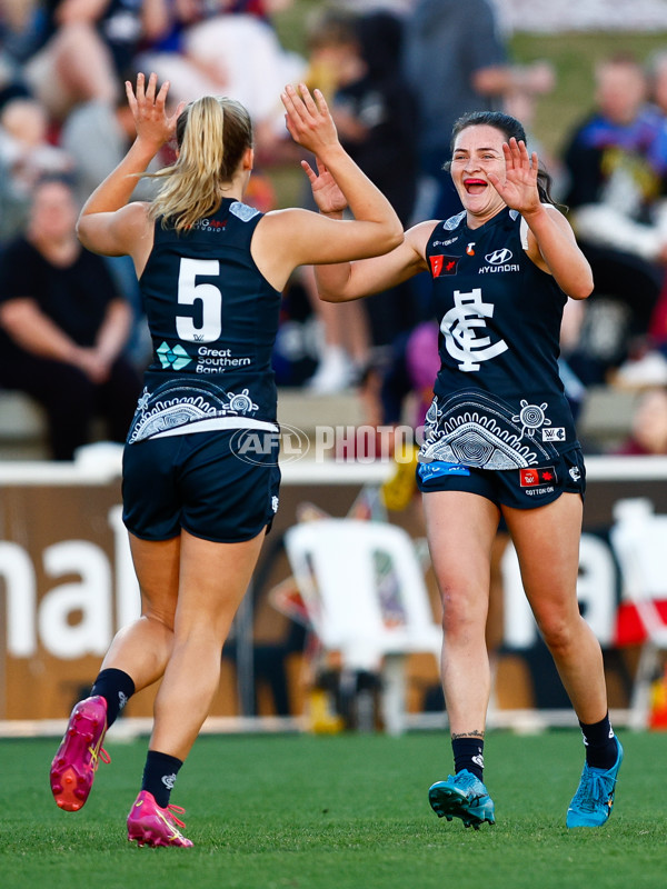 AFLW 2025 Round 03 - Brisbane v Carlton - A-62154751