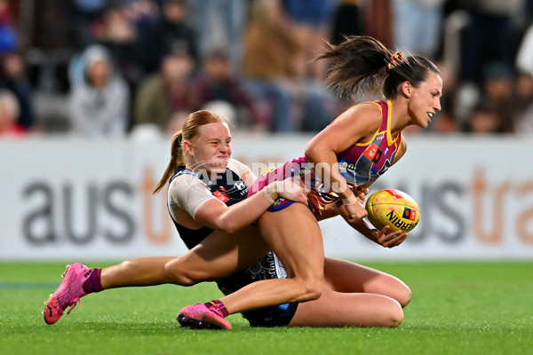 AFLW 2025 Round 03 - Brisbane v Carlton - A-62154763