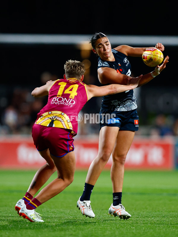 AFLW 2025 Round 03 - Brisbane v Carlton - A-62156854