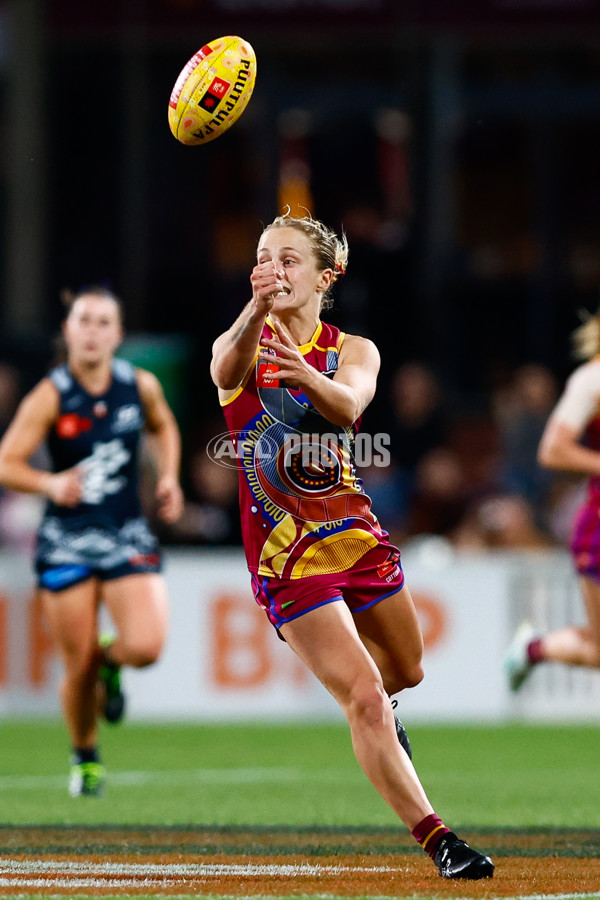 AFLW 2025 Round 03 - Brisbane v Carlton - A-62156855