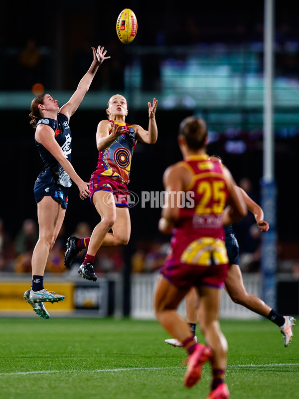 AFLW 2025 Round 03 - Brisbane v Carlton - A-62156883