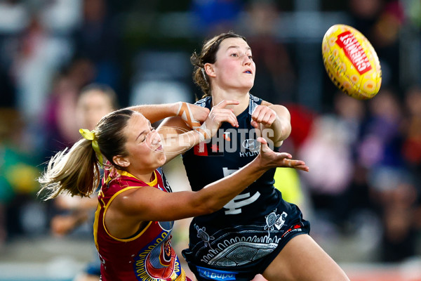 AFLW 2025 Round 03 - Brisbane v Carlton - A-62157220