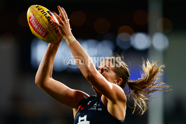 AFLW 2025 Round 03 - Brisbane v Carlton - A-62157248