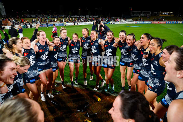 AFLW 2025 Round 03 - Brisbane v Carlton - A-62157294