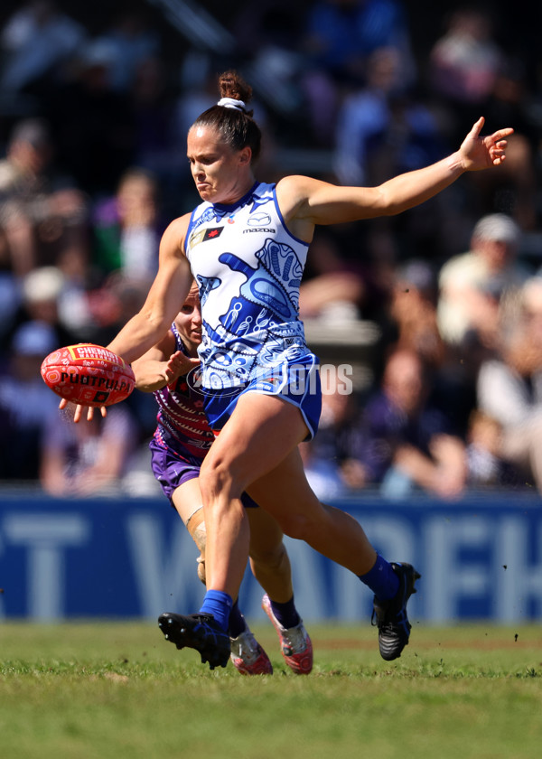 AFLW 2025 Round 03 - Walyalup v North Melbourne - A-62159466