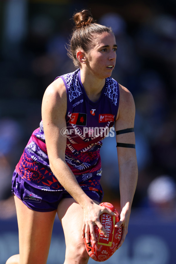AFLW 2025 Round 03 - Walyalup v North Melbourne - A-62159472