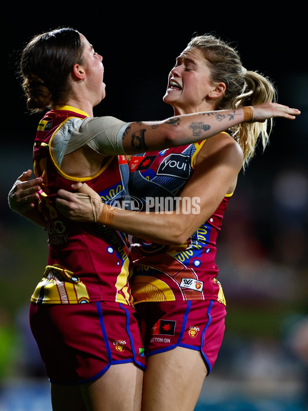 AFLW 2025 Round 03 - Brisbane v Carlton - A-62159521