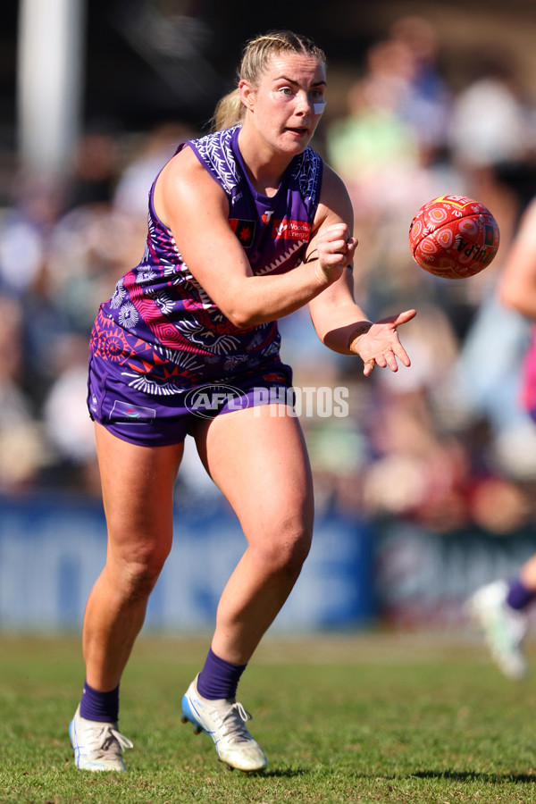 AFLW 2025 Round 03 - Walyalup v North Melbourne - A-62159656