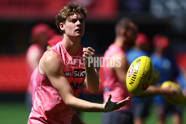 AFL 2025 Training - Gold Coast 020925 - A-62176626