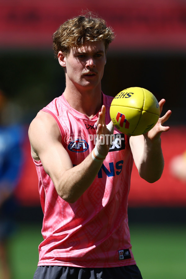 AFL 2025 Training - Gold Coast 020925 - A-62176629