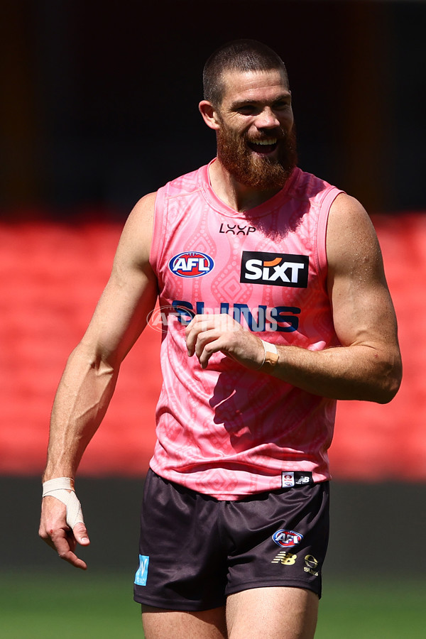 AFL 2025 Training - Gold Coast 020925 - A-62178934