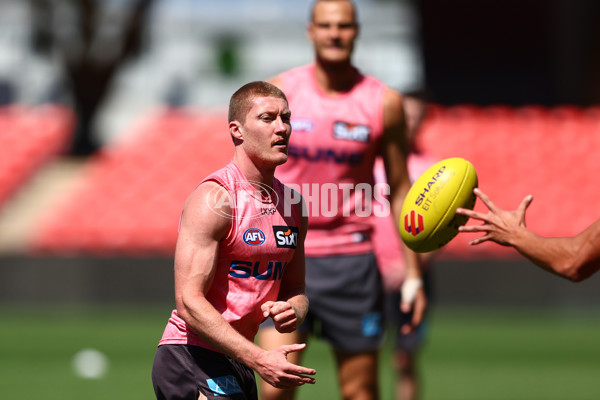 AFL 2025 Training - Gold Coast 020925 - A-62178943