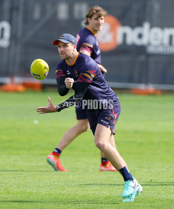 AFL 2025 Training - Adelaide 030925 - A-62179032
