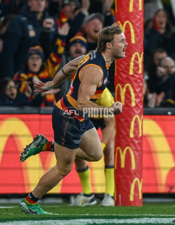 AFL 2025 First Qualifying Final - Adelaide v Collingwood - A-62220822