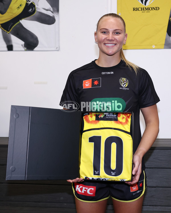 AFLW 2025 Round 04 - Narrm v Richmond - A-62251608