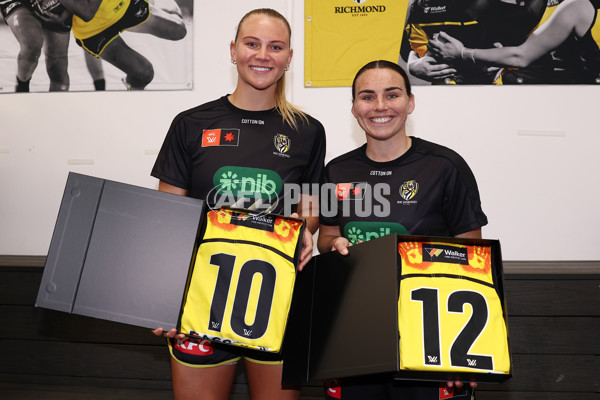 AFLW 2025 Round 04 - Narrm v Richmond - A-62251634