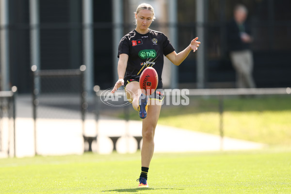 AFLW 2025 Round 04 - Narrm v Richmond - A-62252142
