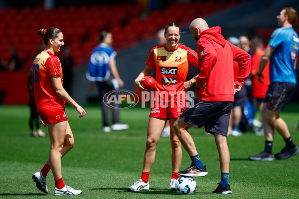 AFLW 2025 Round 04 - Gold Coast v GWS - A-62254512