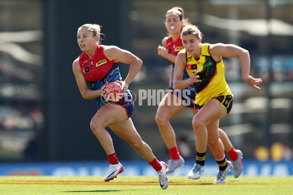 AFLW 2025 Round 04 - Narrm v Richmond - A-62254752