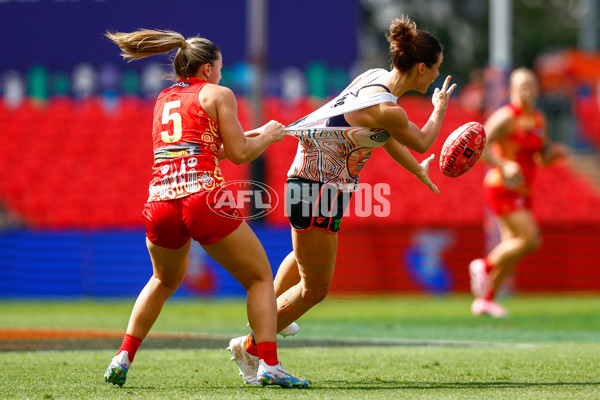 AFLW 2025 Round 04 - Gold Coast v GWS - A-62260447