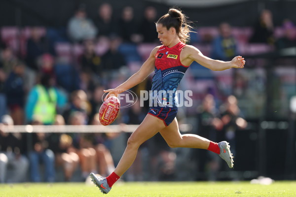 AFLW 2025 Round 04 - Narrm v Richmond - A-62260486