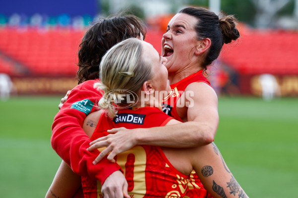 AFLW 2025 Round 04 - Gold Coast v GWS - A-62268933