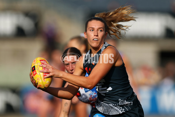 AFLW 2025 Round 04 - Carlton v Western Bulldogs - A-62273288