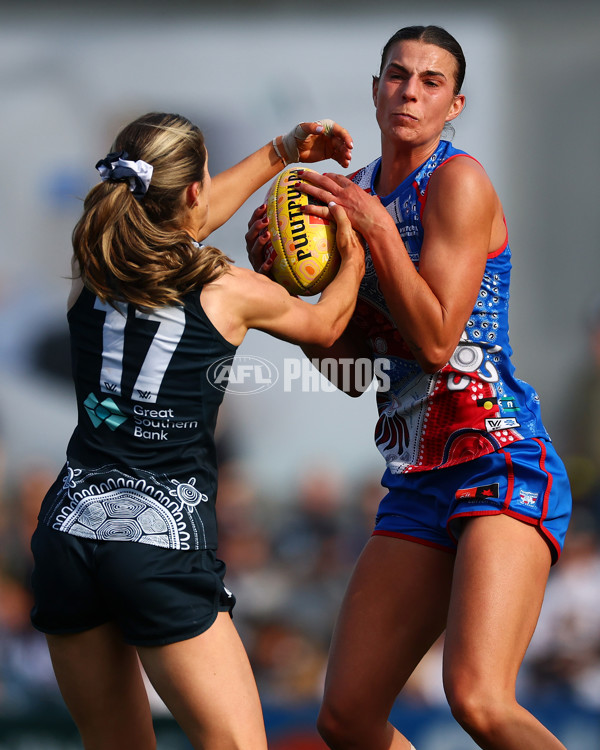 AFLW 2025 Round 04 - Carlton v Western Bulldogs - A-62274887