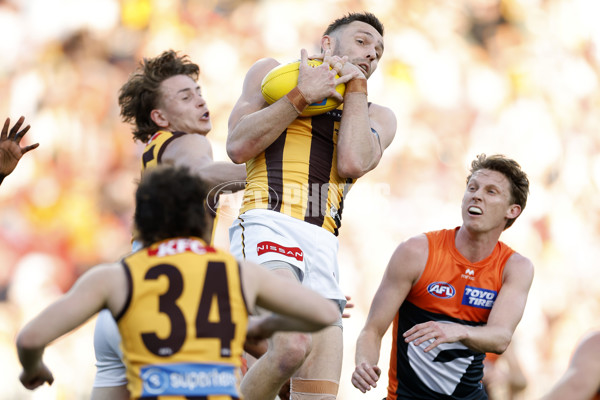 AFL 2025 First Elimination Final - GWS v Hawthorn - A-62276222