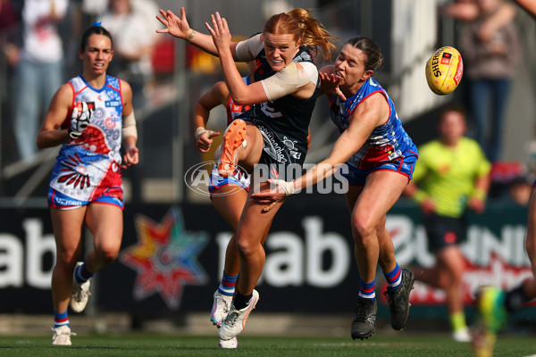 AFLW 2025 Round 04 - Carlton v Western Bulldogs - A-62280382
